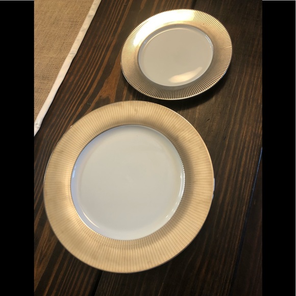 Dinnerware - Picture 2 of 4